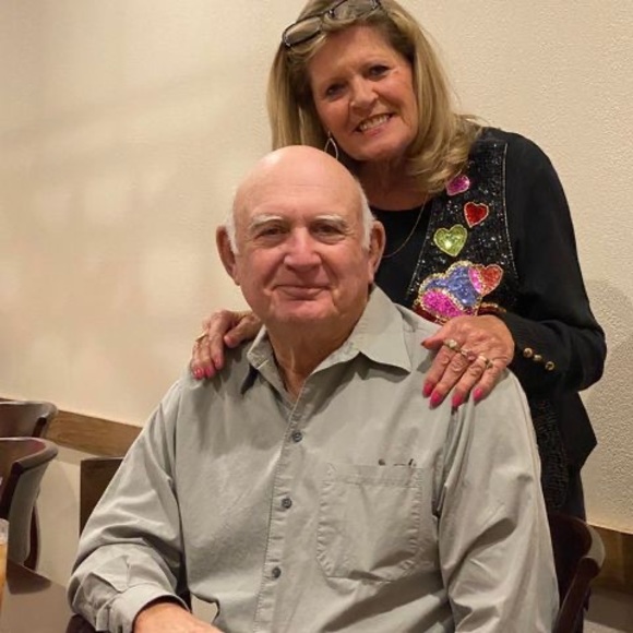 Meet your Posher, Roxanne - Picture 1 of 1